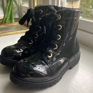 H&M boots black shiny NWOT